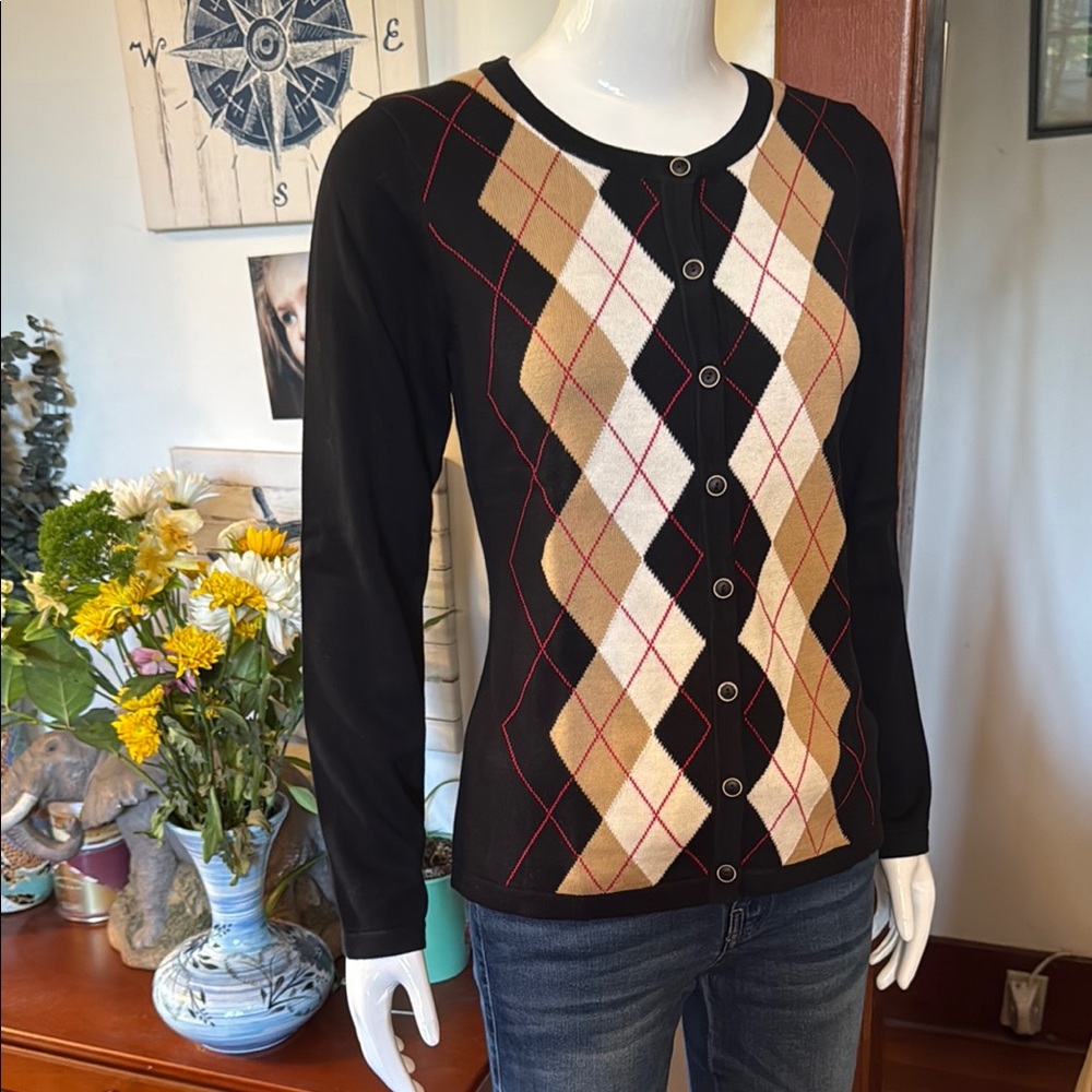 NWT northern reflections size small Black Argyle Cardigan Sweater